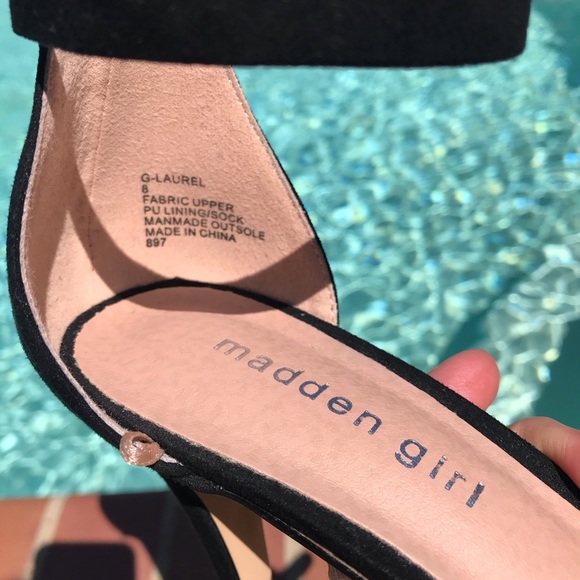 Madden Girl Heels 👠 black, ankle strap heels - Picture 5 of 6
